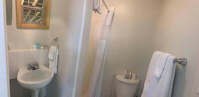 Barefoot Villas Room 2 Owl