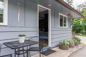 Barefoot Villas Room 4 Cedar