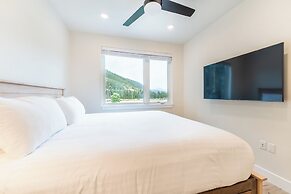 Clearwater Lofts Building 1 by Summit County Mountain Retreats
