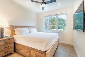 Clearwater Lofts Building 1 by Summit County Mountain Retreats