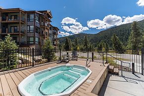 Clearwater Lofts Building 1 by Summit County Mountain Retreats