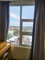 SEMPRE PREMIER INN MACTAN AIRPORT HOTEL