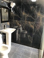 SEMPRE PREMIER INN MACTAN AIRPORT HOTEL