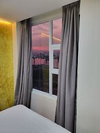 SEMPRE PREMIER INN MACTAN AIRPORT HOTEL