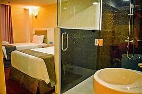 SEMPRE PREMIER INN MACTAN AIRPORT HOTEL