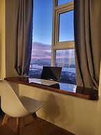 SEMPRE PREMIER INN MACTAN AIRPORT HOTEL