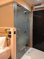 SEMPRE PREMIER INN MACTAN AIRPORT HOTEL