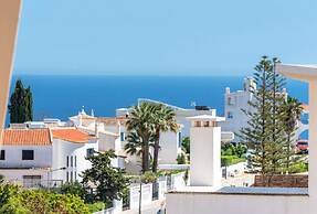 Sea view Apartment with 2 huge Terraces & Swimming pools