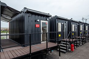 HOTEL R9 The Yard Uki