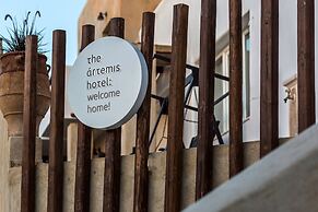 Artemis Hotel