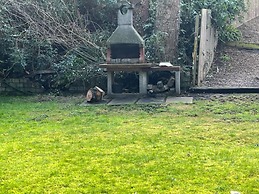 Blaydonburn - Sleeps 4,5 - Parking - Hottub - Yard