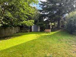 Blaydonburn - Sleeps 4,5 - Parking - Hottub - Yard