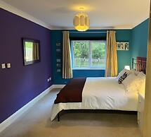 Blaydonburn - Sleeps 4,5 - Parking - Hottub - Yard