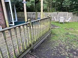 Blaydonburn - Sleeps 4,5 - Parking - Hottub - Yard