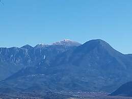Lovely Studio in Strinilas With its own Pool