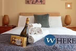 Lovely Apartment by the Hillwood Park-free Parking