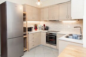 Amazing Apt in Tauros