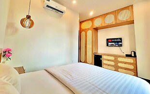 S79 Sofia Grand World