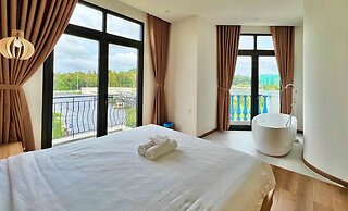 S79 Sofia Grand World