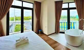 S79 Sofia Grand World