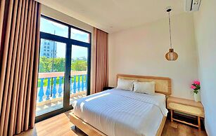 S79 Sofia Grand World