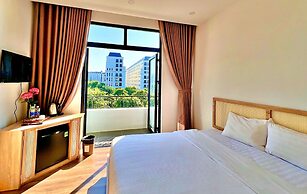 S79 Sofia Grand World