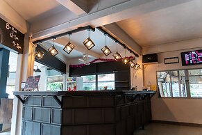 Slumber Party Surf Khao Lak Hostel