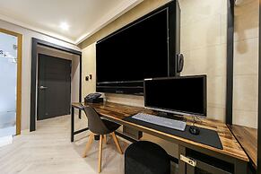 Masan First Class Hotel