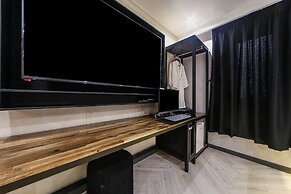 Masan First Class Hotel