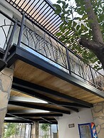 Hotel Garden Suites Tonlá