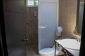 Hotel Garden Suites Tonlá