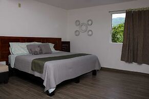 Hotel Garden Suites Tonlá