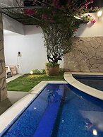 Hotel Garden Suites Tonlá