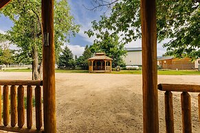 Rustic Ridge Cabins, Charming Retreat (3 Options!)