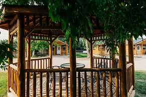 Rustic Ridge Cabins, Charming Retreat (3 Options!)