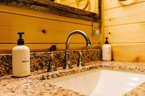 Rustic Ridge Cabins, Charming Retreat (3 Options!)