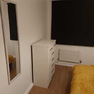 Lovely 2-bed Apartment in Milton Keynes