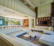 Saba Estate Luxury Villa Bali