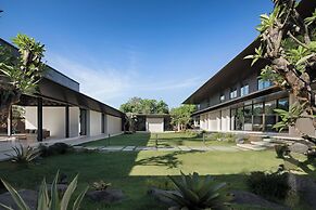Saba Estate Luxury Villa Bali