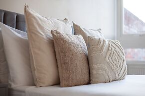 The Shepherd's Bush Collection