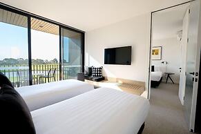 Accommodation at Curlewis