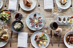 Accommodation at Curlewis