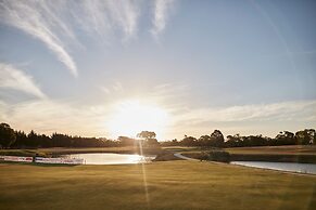 Accommodation at Curlewis