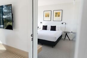 Accommodation at Curlewis