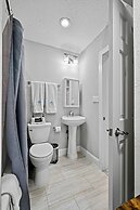 The Perfect Get Away - Walk to Wilton Drive