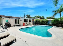 The Perfect Get Away - Walk to Wilton Drive