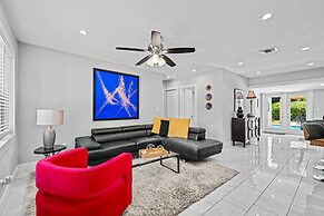 The Perfect Get Away - Walk to Wilton Drive