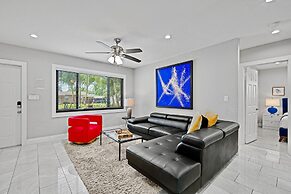 The Perfect Get Away - Walk to Wilton Drive