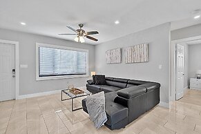 The Perfect Get Away - Walk to Wilton Drive