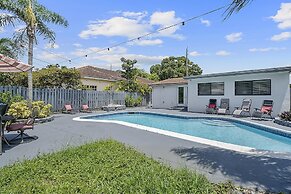 The Perfect Get Away - Walk to Wilton Drive